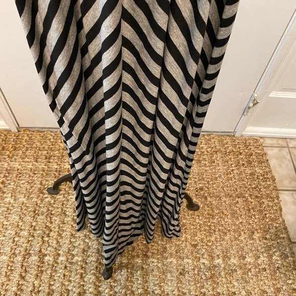 NWT Poof! Contrasting Stripes Full Maxi Sleeveless Dress L - Picture 6 of 9